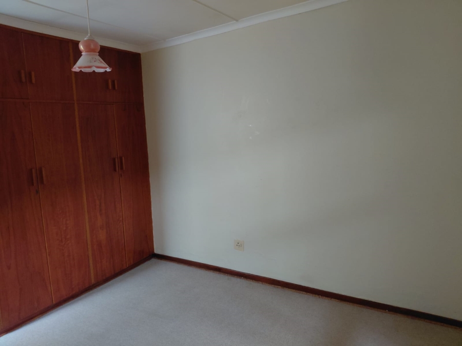 3 Bedroom Property for Sale in Pellissier Free State